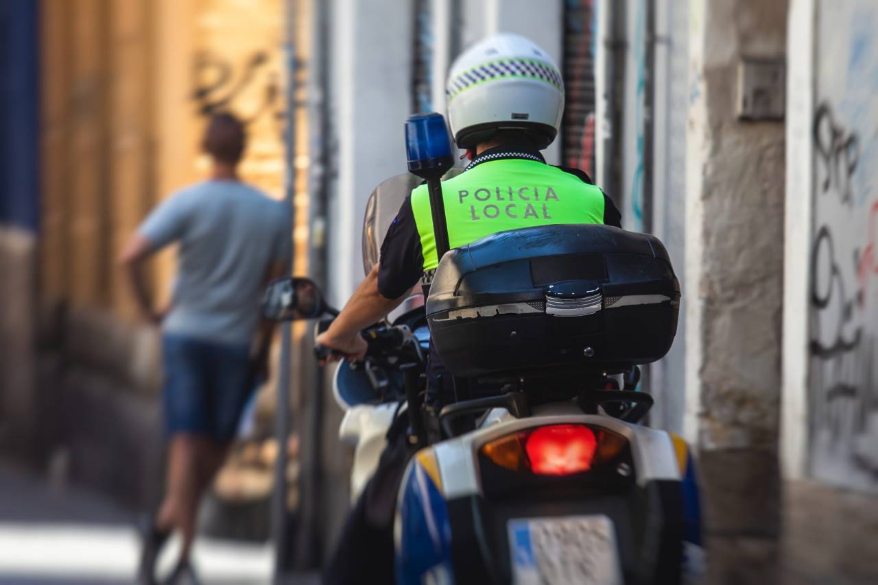 ▷ Cuánto cobra un Policía Local: Sueldo 2026 en España