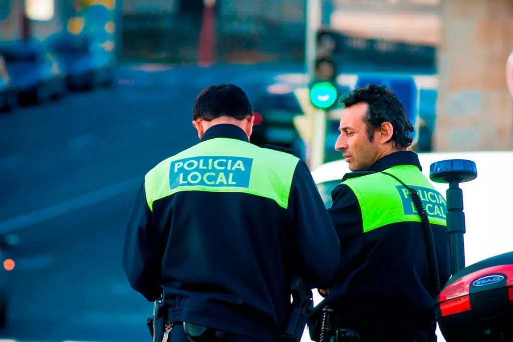 ▷ Cómo Ser Policía Local en 2026: Esto es lo que debes conocer