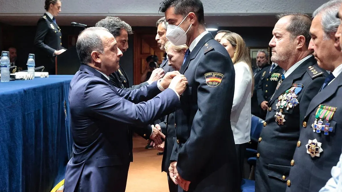 ▷ ¿Qué hace un inspector en la Policía Nacional? FUNCIONES