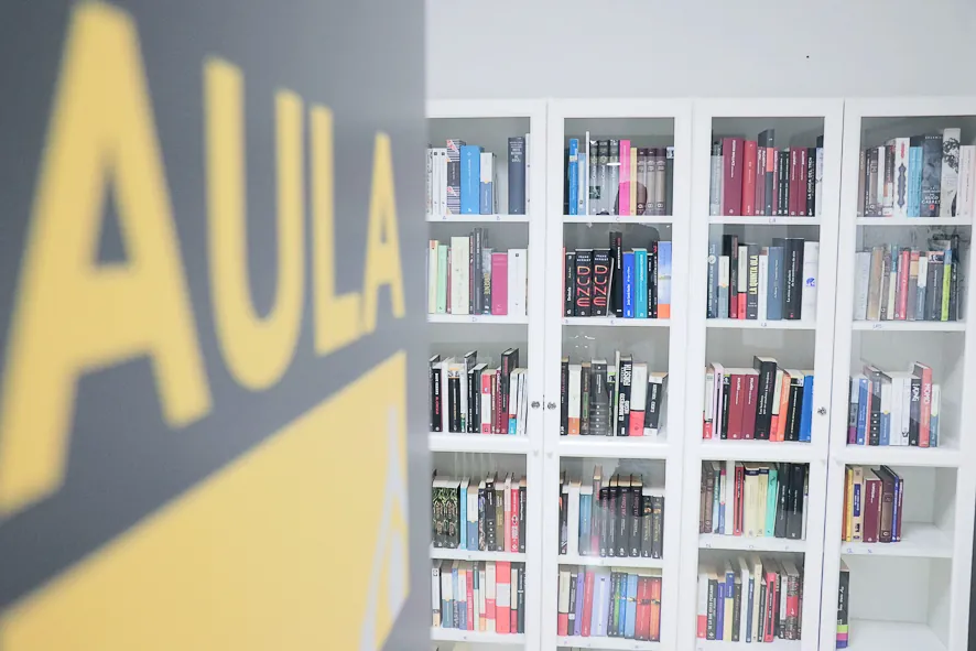 Instalaciones de Academia Puerta Real en Granada